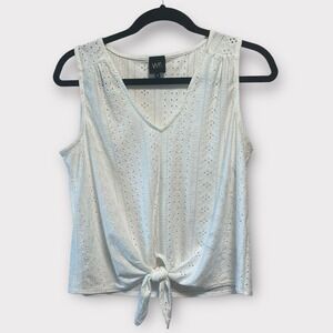 W5 white eyelet v neck tank top tie front size medium